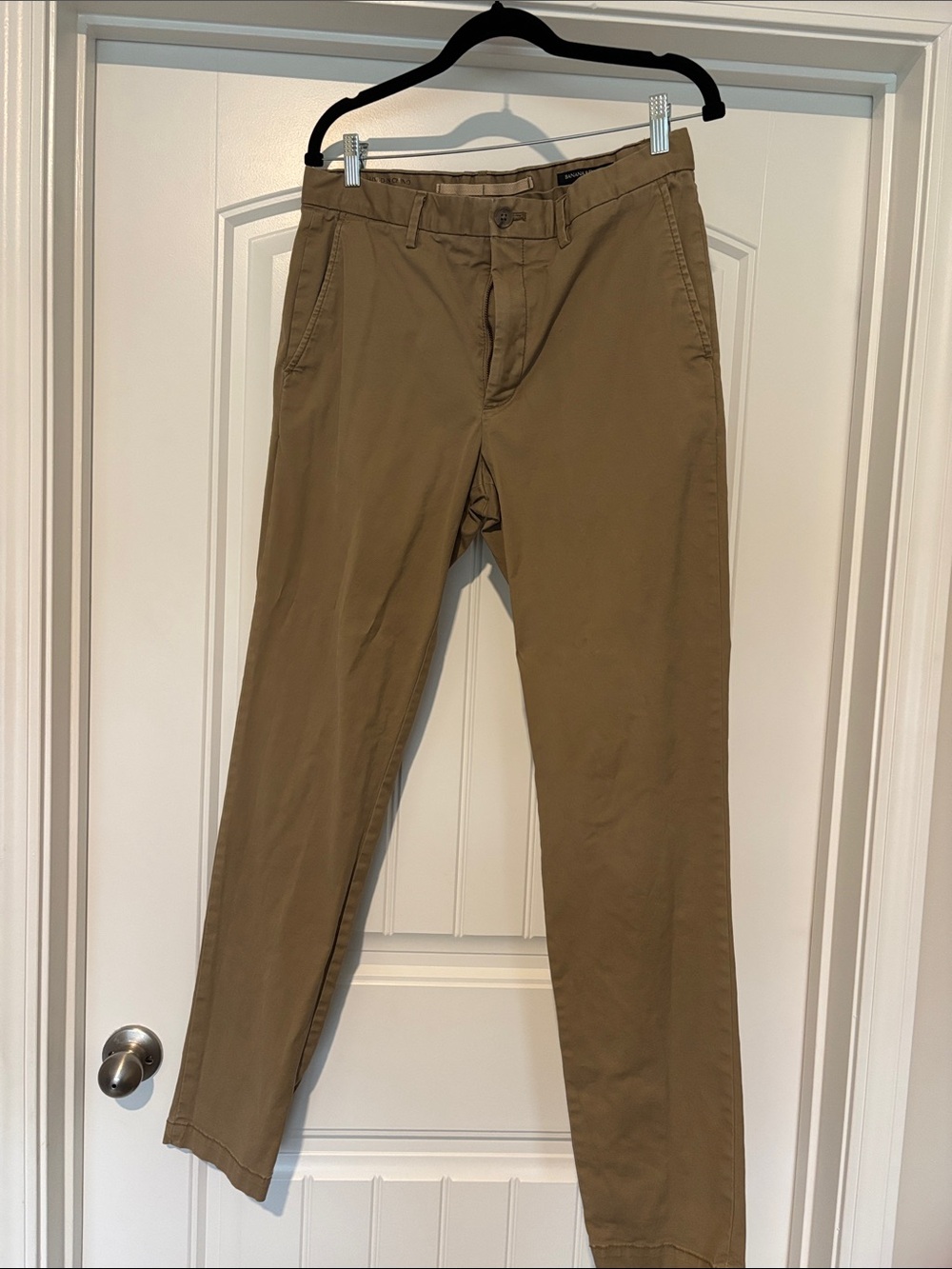 Banana Republic Men's Tan Chino Pants